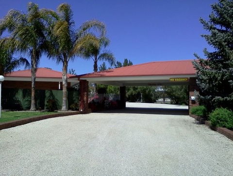 Golden Chain Border Gateway Motel - Accommodation NT 0