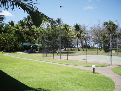 The Shores Holiday Apartments - Accommodation NT 1