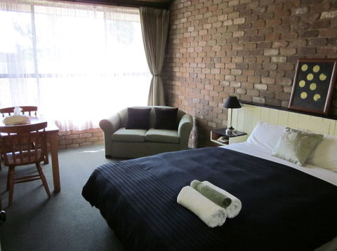 Farnham Court Motel - Accommodation NT 2