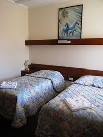 Golden Hills Motel - Accommodation NT 2