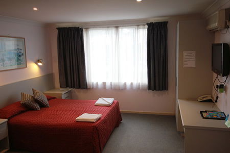 Hume Villa Motor Inn - Accommodation NT 1