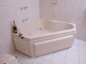 Hume Villa Motor Inn - Accommodation NT 4