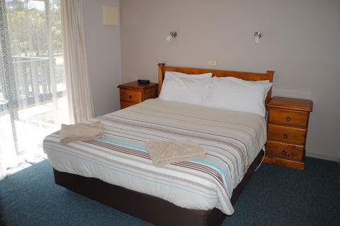 Lakes Entrance Country Cottages - Accommodation NT 4