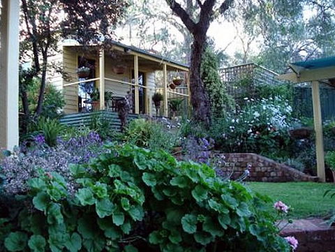 Bendigo Cottages - Accommodation NT 2