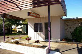 Cooroy Motel & Caravan Park - Accommodation NT 2