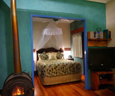 Lillypillys Cottages & Day Spa - Accommodation NT 1