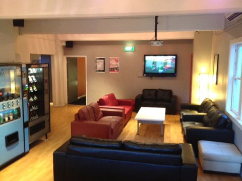 Ritz Backpackers - Accommodation NT 1