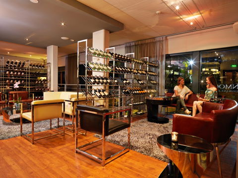 Sunmoon Boutique Resort - Accommodation NT 2