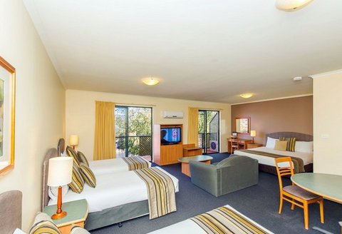 Alpha Hotel Canberra - Accommodation NT 4