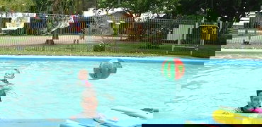 Glass House Mountains Holiday Village - Accommodation NT 1