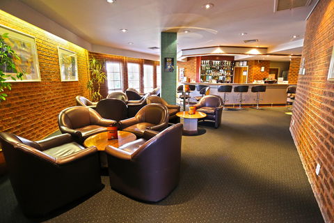 Quality Hotel Melbourne Airport - Accommodation NT 3