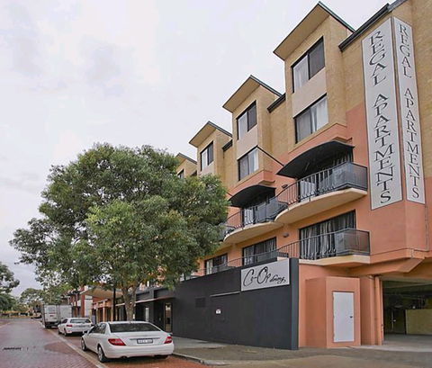 Regal Apartments - Accommodation NT 2