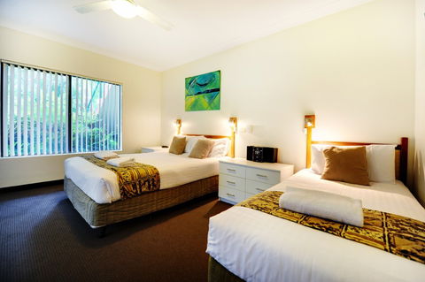 Absolute Beachfront Smugglers On The Beach - Accommodation NT 3
