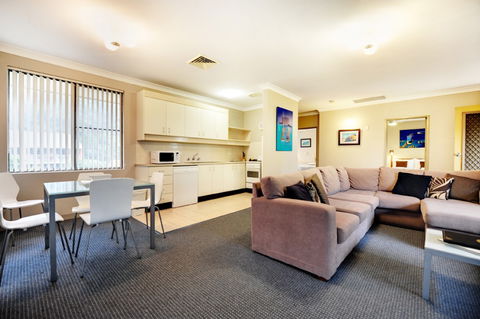 Absolute Beachfront Smugglers On The Beach - Accommodation NT 5