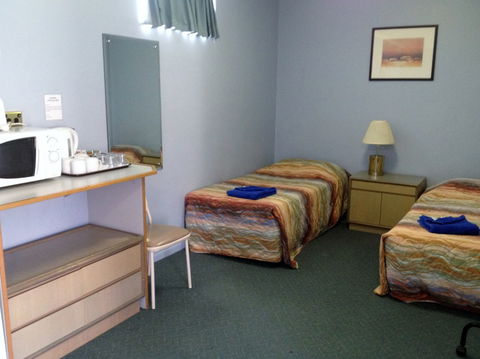 City West Motel - Accommodation NT 6