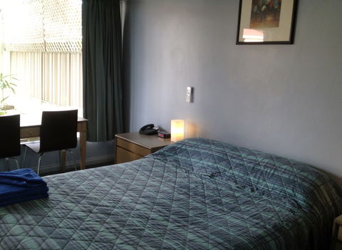 City West Motel - Accommodation NT 7