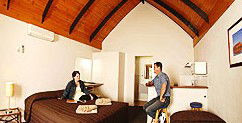 Desert Palms Resort - Accommodation NT 0