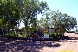 Threeways Roadhouse Tourist Park - Accommodation NT 0