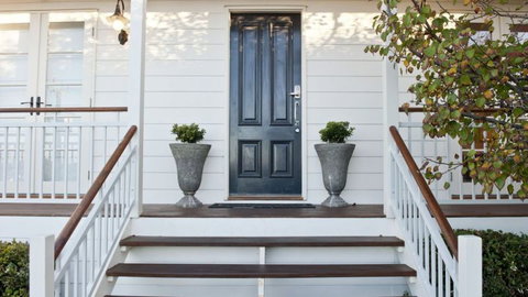 The Summer House - Accommodation NT 6