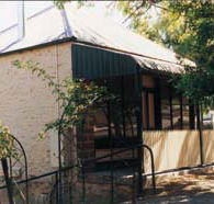 Wild Olive Cottage - Accommodation NT