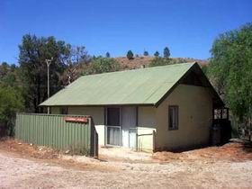 Willow Springs Jackeroo's Cottage - Accommodation NT 0