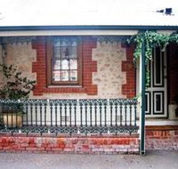 The Lion Cottage - Accommodation NT