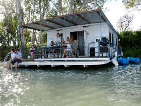 The Murray Dream Self Contained Moored Houseboat - Accommodation NT 0