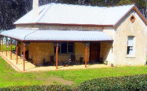 Dudley Villa - Accommodation NT 1