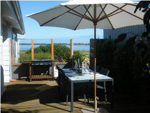 Coorong Waterfront Retreat - Accommodation NT 4