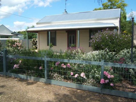 Willowbrook Cottages - Accommodation NT 2