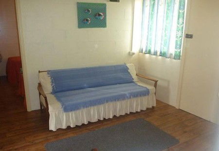 Oaklands Fishing Cottage - Accommodation NT 2