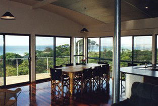 Saar Beach House - Accommodation NT 1
