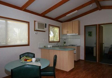 Naracoorte Holiday Park - Accommodation NT 4