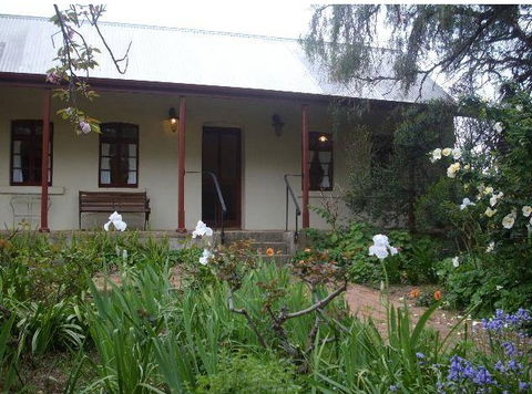 Sonntag House - Accommodation NT 7