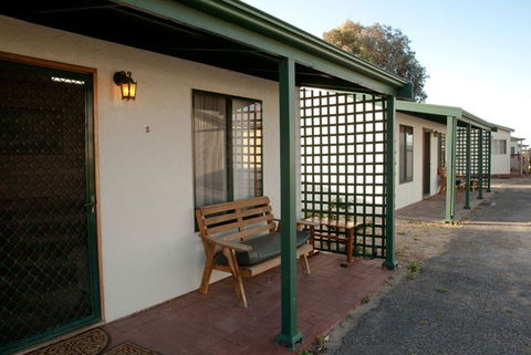 Moonta Bay Road Cabins And Cottages - Accommodation NT 0
