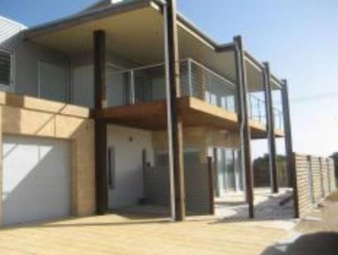 Kingston Shore Villas - Accommodation NT 2
