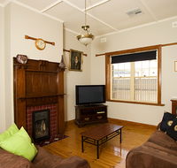 Semaphore Beach House - Accommodation NT