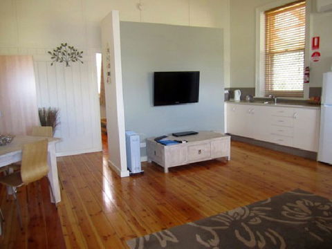 Clydesdale Cottage B&B - Accommodation NT 5