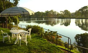 Riverfront Retreat - Accommodation NT 5