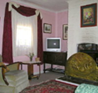 Hollyhock Cottage - Accommodation NT