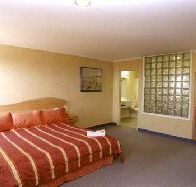 Lighthouse Hotel - Accommodation NT