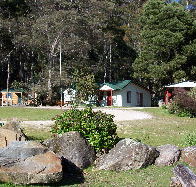 Mountainside Nature Retreat - Accommodation NT