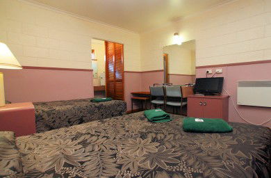 Queenstown Motor Lodge - Accommodation NT 3