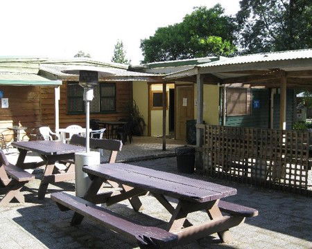 Strahan Backpackers YHA - Accommodation NT 5