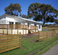 Waterside Accommodation - Accommodation NT