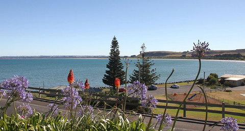 Captains Cottage - Accommodation NT 5