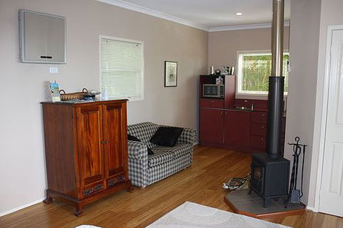 At Sunrise Cottages - Accommodation NT 1