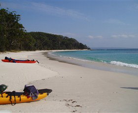 Hyams Beach Apartment - NT Tourism 0