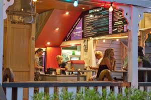 Halse Lodge Backpackers Hostel YHA - Accommodation NT 3