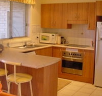 A Bay Beachcomber and Jervis Bays SeaChange - NT Tourism